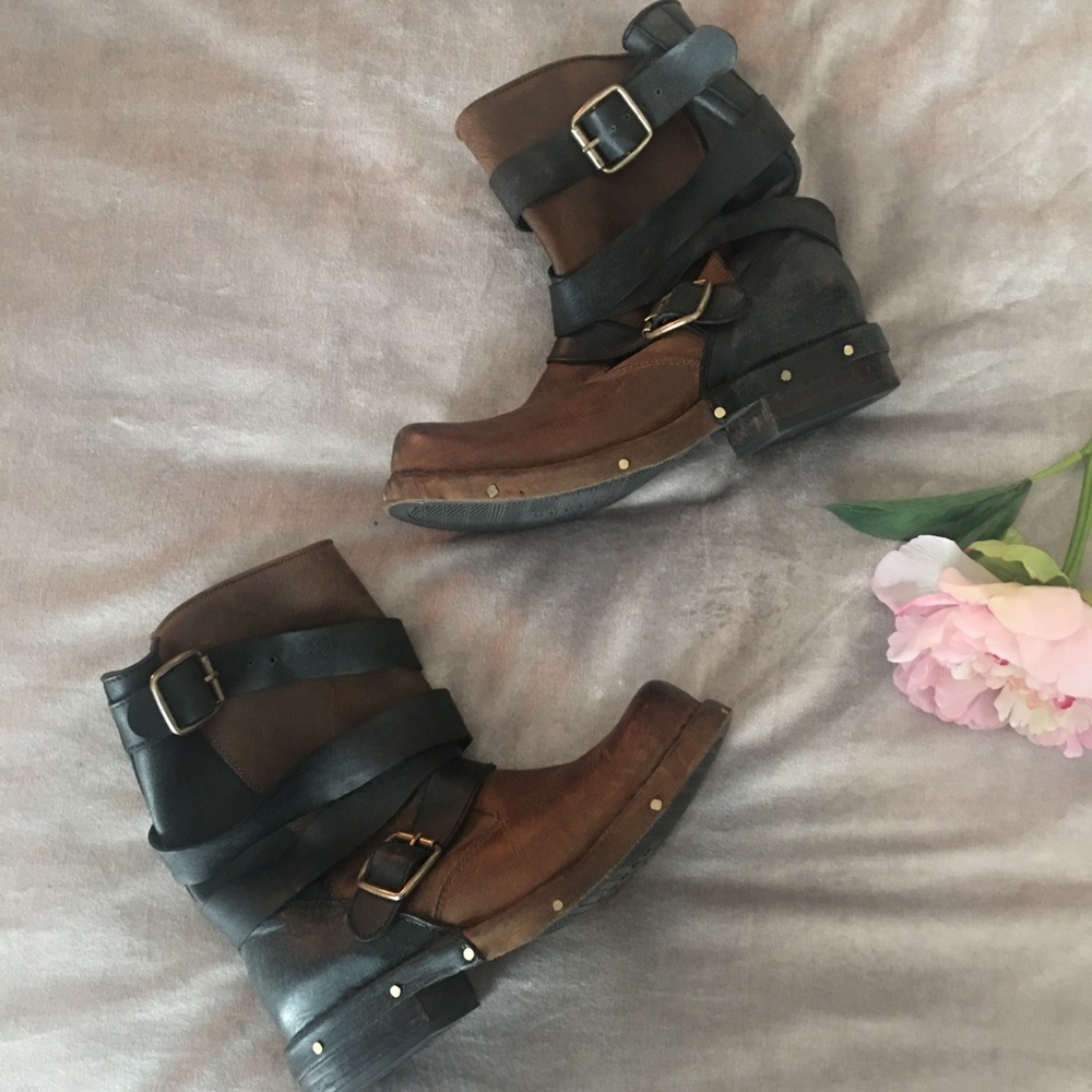 Jeffrey Campbell two-toned booties 8